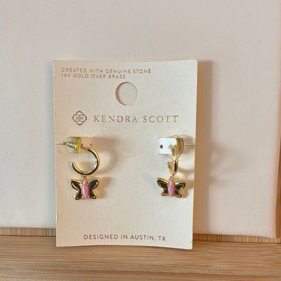 Kendra Scott Jewelry - Kendra Scott Gold and Pink Geometric Earrings